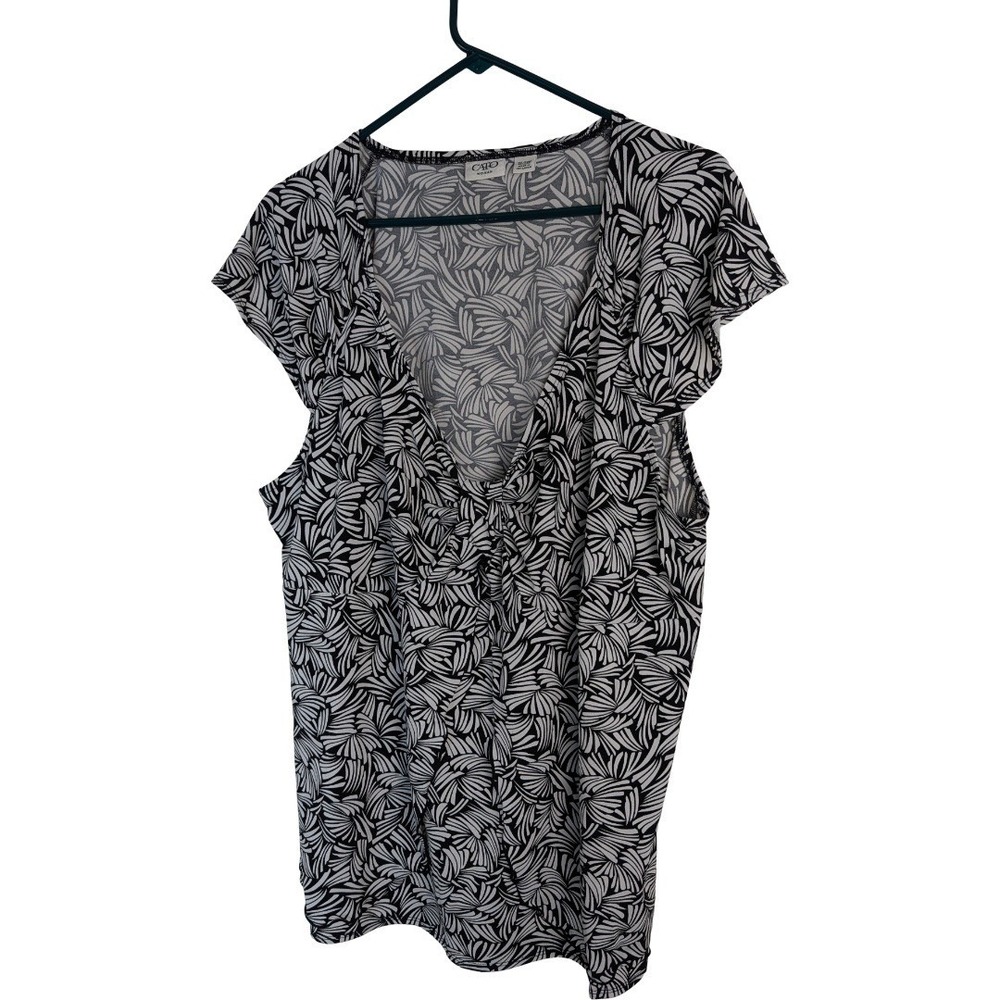 Cato Woman Blouse Plus 22/24W Black White Abstract Print V-Neck Cap Sleeve Top - Picture 5 of 12
